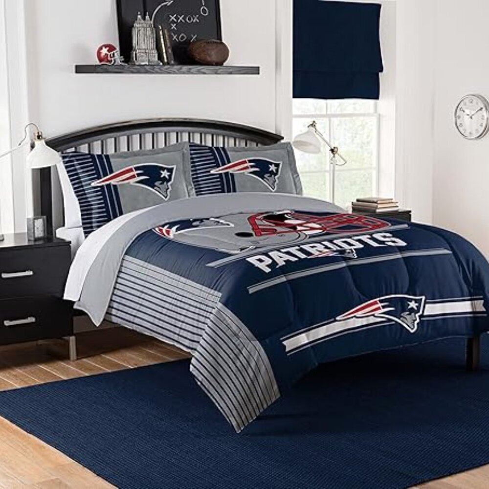 New England Patriots Comforter and Sham Set